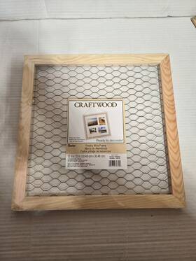 9190-9635 Darice 2 - Wood Chicken Wire Frame Diy Decorate Add Photos Collages Decor