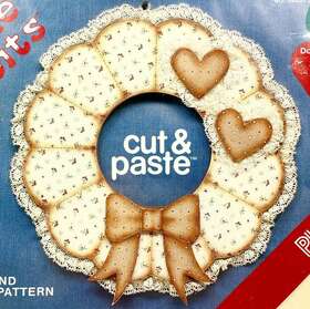 11262 Plaid 59251 New 1980s Wood Scallop Wreath Painting Kit Paste-on Pattern