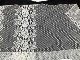 7859 Tri-chem Lace Flower Bouquet Pattern Curtain 36 Inch X30 - 2 Panels