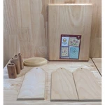 Walnut Hollow Unfinished Wood Craft Lot Pine Plaques Oval Scalloped 8PC Diy. Fixed Price $15.98.