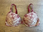 Soma Paint The Town Red Lace 36C Push Up Padded With Wildflower Embroidery Bra. Fixed Price $14.28.