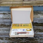 Vtg Grumbacher Pre-tested Oil Color Set Cat. No. 512 Brushes 13 Tubes Paint. Fixed Price $199.95.