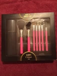 Global Choice 8 Piece Pink Ultimate Makeup Brush Set With Hard Travel Case - New. Fixed Price $10.99.