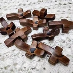 20PCS Walnut Thumb Crosses Wooden Handheld Church Easter Christmas Decor. Fixed Price $18.39.