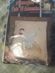 Homespun Tole 'n Accents By Bernat Nesting Hen Craft Kit New. Fixed Price $8.95.