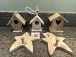 Darice Craftwood Mini Unfinished Wooden Bird Houses & Star Peg Hook Decor Lot 5. Fixed Price $12.50.