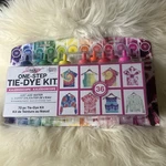 Bn Sealed Tulip One Step Kaleidoscope Tie Dye Kit 12 Colors Diy Craft For Kids. Fixed Price $26.99.