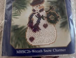 Mill Hill Wreath Snow Charmer MHSC-26 Glass Bead Kit Petite Christmas New. Fixed Price $7.85.