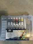 Royal Langnickel LW15-2 LW80-5 Faux Acrylic Art Set. Fixed Price $19.99.