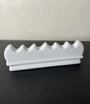 Jack Richeson Paint Holder 6 Scoops For Brushes White Porcelain. Fixed Price $9.99.